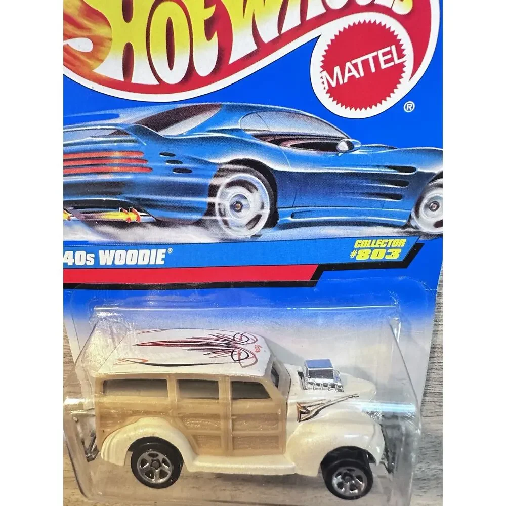 Hot Wheels 1997 White 